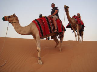 ドバイ　Camel riding　イメージ